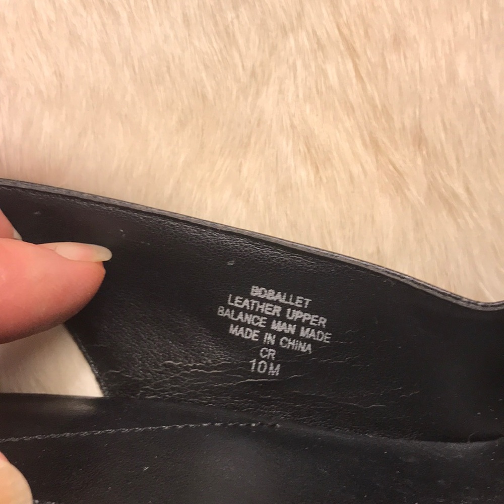 Bandolino Boballet Black Leather Sling Back Pumps - Picture 5 of 6